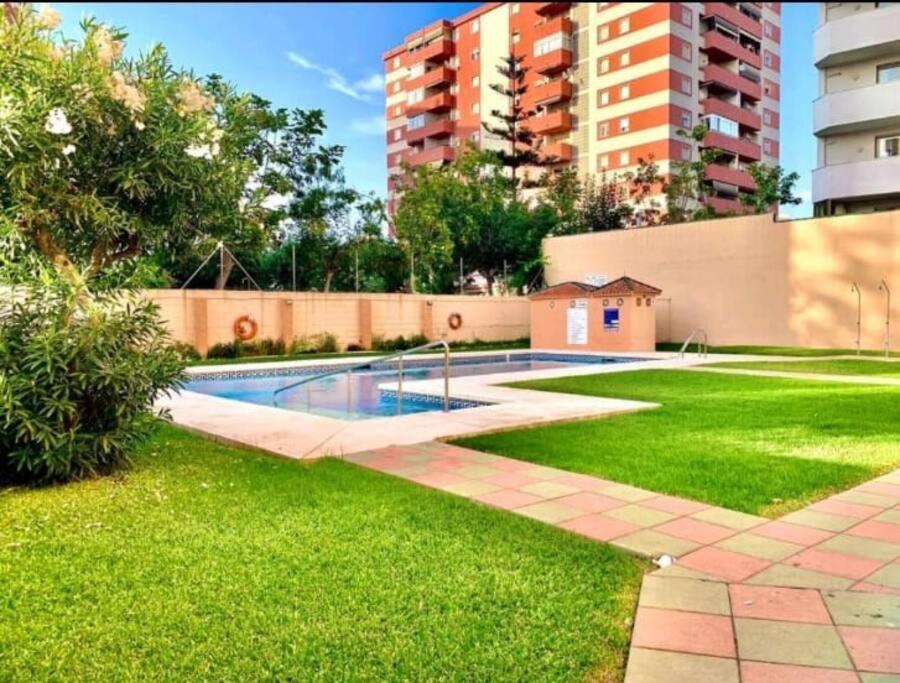 Estudio Soleado Y Bien Ubicado Fuengirola Exteriér fotografie